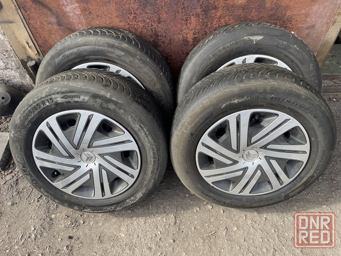 Продам Резину с дисками-колпаками 205/65/15 Запорожье - изображение 1