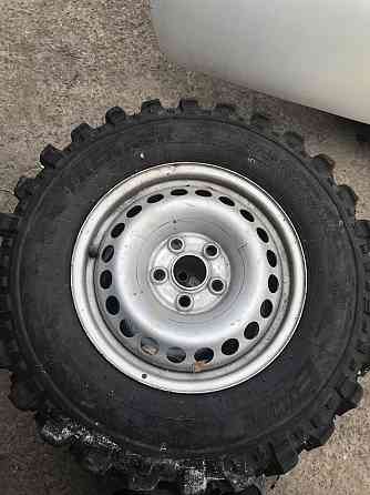 Продам резину с дисками или без 225/75 r16 245/70 r16 Запорожье