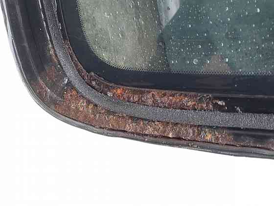 Стеклю люка дефект Subaru Outback BH 1999-2003 65430AE001 разборка Херсон