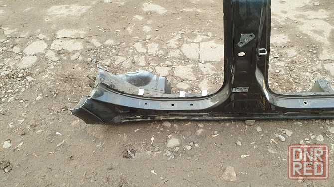 Порог кузова со стойкой правый 61401-30270 Lexus gs 450h разборка Херсон - изображение 2