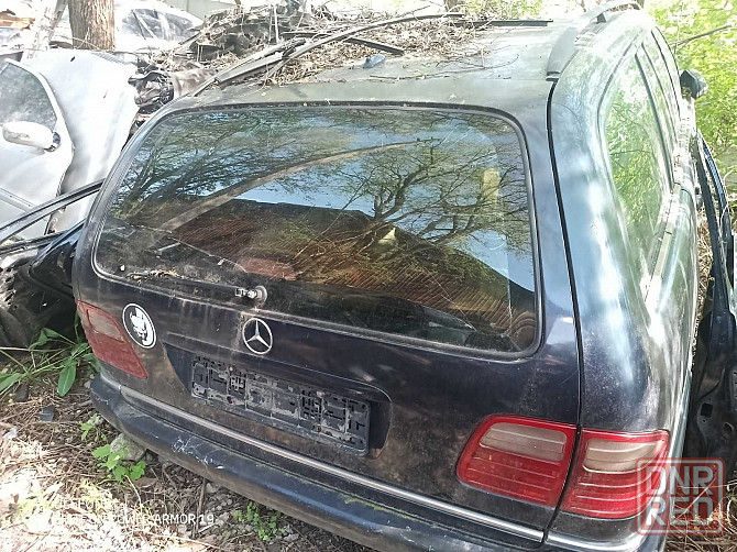 Ляда задняя на мерседес w210 универсал, есть рестайл дорестайл Запорожье - изображение 1