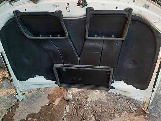 Toyota Land Cruiser 200 капот в сборе Запорожье