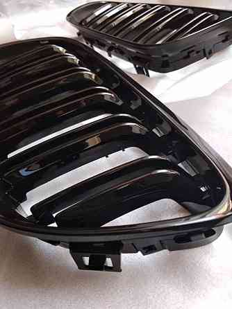 BMW f30f15е70еe60 ноздри фf10bmw 90 2 ребра решетка радиатора бмв x5 6 Запорожье