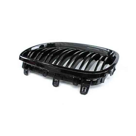 BMW Е60 F10 F30 Е 90 E39 E70 f 15 Ноздри Решетка радиатора два ребра Запорожье