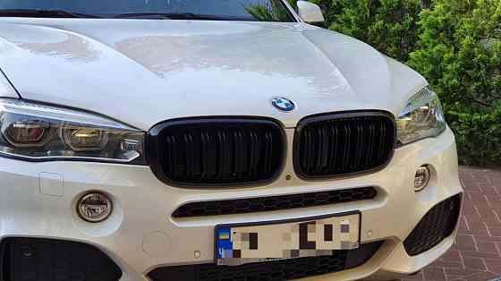 BMW Е60 F10 F30 Е 90 E39 E70 f 15 Ноздри Решетка радиатора два ребра Запорожье