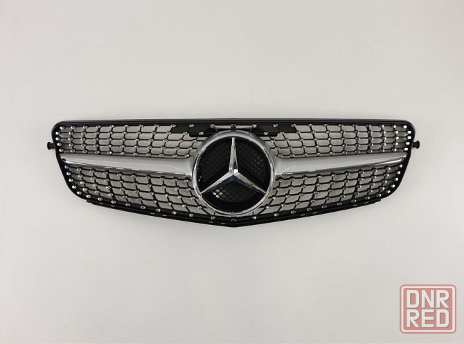 Продам решетку радиатора со значком Mercedes W204 Запорожье - изображение 2