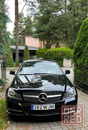 Продам решетку радиатора со значком Mercedes W204 Запорожье - изображение 3