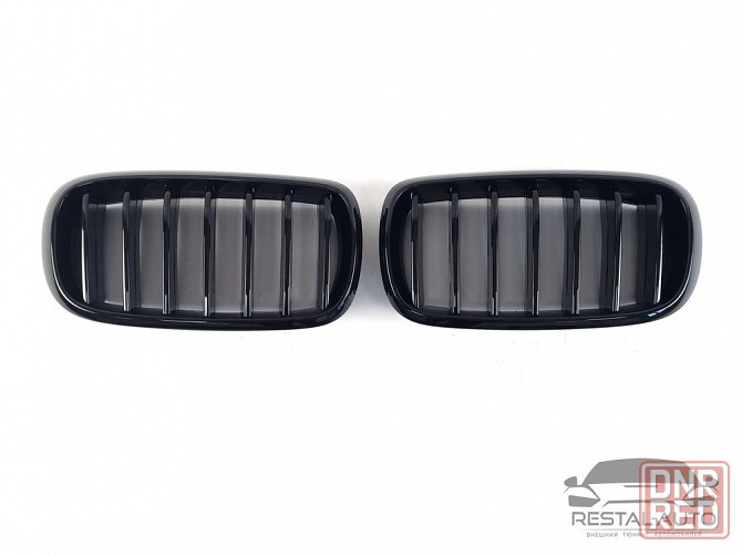 Ноздри на BMW X5 F15 / X6 F16 Черный Глянец Одинарные F10 F30 F20 Е70 Запорожье - изображение 2