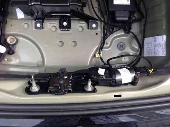 Електро доводчик дотяжка крышка багажника audi a6 c7 a6 4g5 ел привод Запорожье