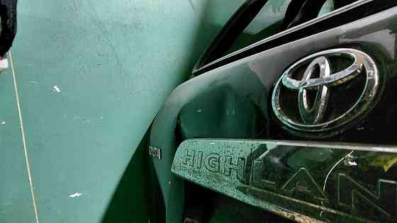 Toyota Highlander 08-13г.в крышка багажника ляда под ремонт Запорожье