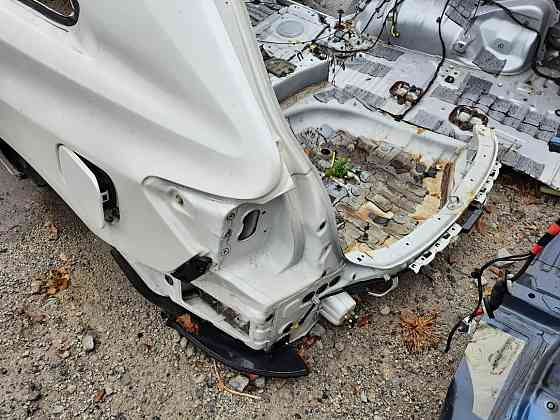 Toyota Venza четверть порог проём средняя стойка крыло Запорожье