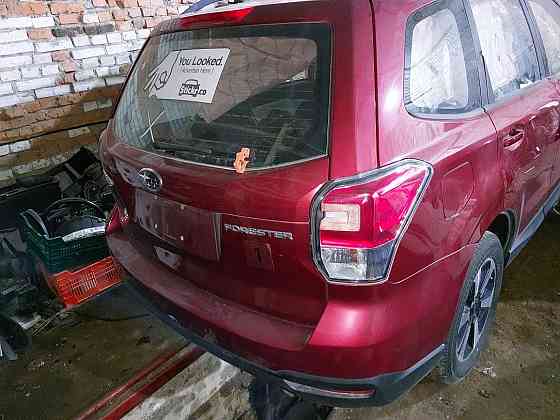 четверть задня права Subaru Forester SJ Sk sh Запорожье