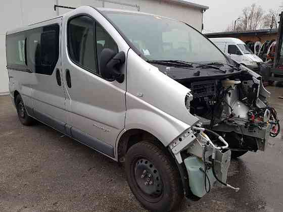 Бампер задний на Renault Trafic Opel Vivaro Фонарь Усилитель Клык Клик Запорожье