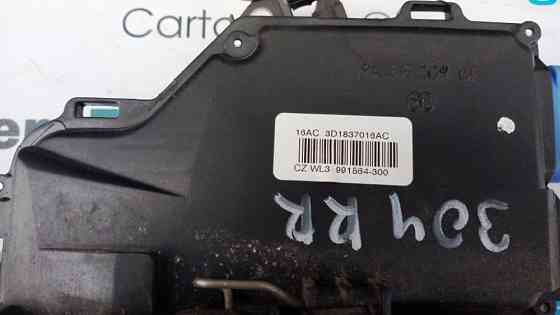 Замок двери передней правой Volkswagen Touareg 3D1837016A 3D1837016AC Запорожье