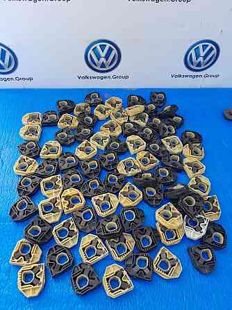 Подушки крепление радиатора Passat b7 b8 Jetta mk6 USA Запорожье