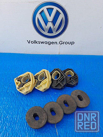 Подушки крепление радиатора Passat b7 b8 Jetta mk6 USA Запорожье - изображение 1