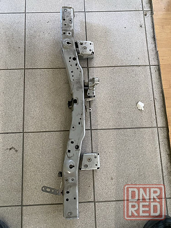 Телевизор панель радиатора Toyota Prius V Запорожье - изображение 2