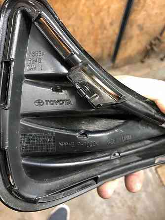 Заглушка  бампера левая  Toyota Corolla E210 (81482-02400) Запорожье