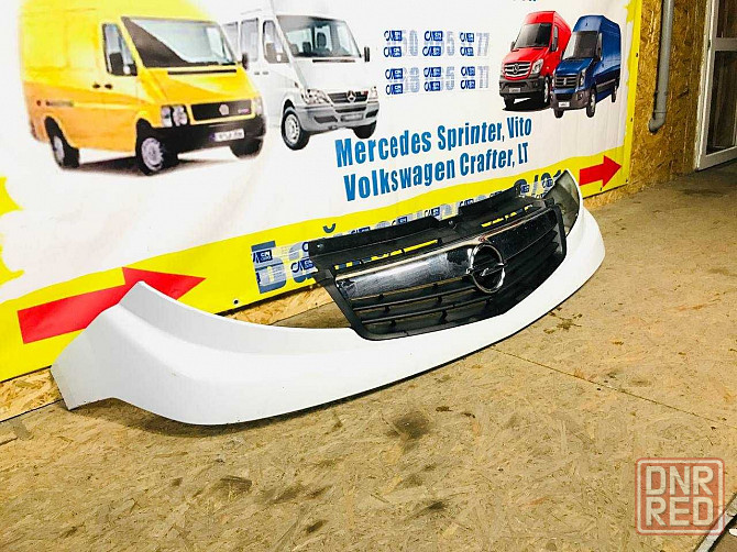 Решетка радиатора Opel Vivaro 07-14 улыбка Vauxhall ресничка Виваро Запорожье - изображение 2