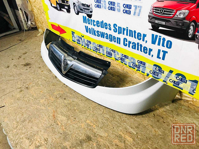 Решетка радиатора Opel Vivaro 07-14 улыбка Vauxhall ресничка Виваро Запорожье - изображение 6
