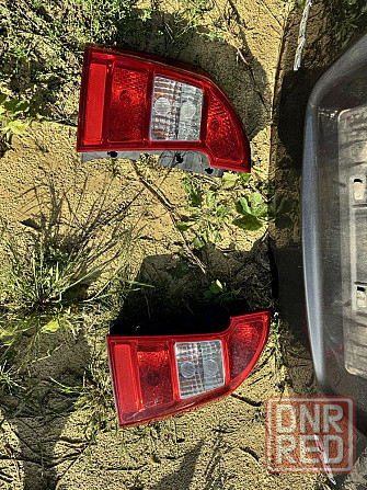 Кришка багажника Kia Carens Кляпа ляда Kia Carens 3 фари оптика ляда Запорожье - изображение 2