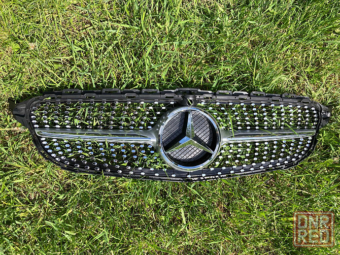Решетка mercedes C W205 2014-2018год.диамантовая (серая) с камерой. Запорожье - изображение 1