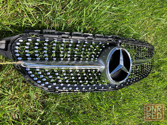 Решетка mercedes C W205 2014-2018год.диамантовая (серая) с камерой. Запорожье - изображение 2