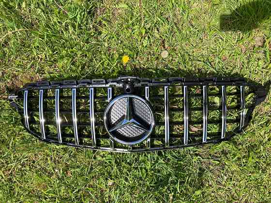 Решетка рад. mercedes C W205 14-18год.GTстиль (chrome Black) с камерой Запорожье