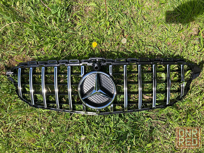Решетка рад. mercedes C W205 14-18год.GTстиль (chrome Black) с камерой Запорожье - изображение 1