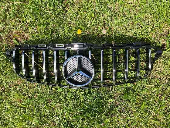 Решетка рад. mercedes C W205 14-18г.GT стиль (chrome Black) без камеры Запорожье