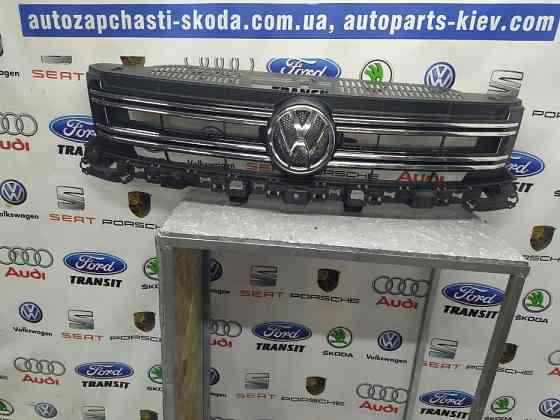 Решетка touareg nf tiguan CC skoda a5 a7 passat b7 b8 Запорожье