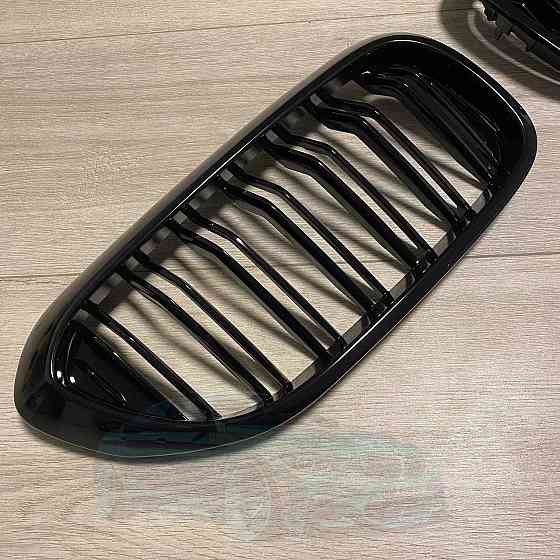 Решетка радиатора двойная BMW G30 G31 G38 цвет черный (комплект) Запорожье