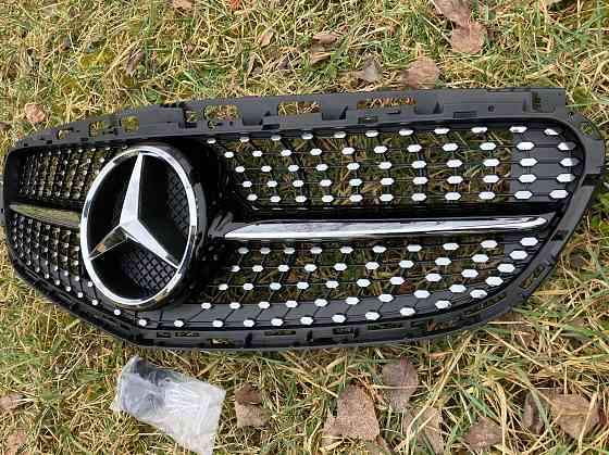 Решетка радиатора Диамантовая(Black)с камерой mercedesE W212 13-16год. Запорожье
