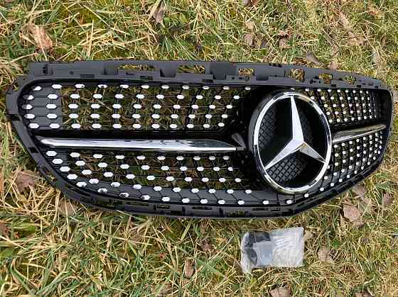 Решетка радиатора Диамантовая(Black)с камерой mercedesE W212 13-16год. Запорожье