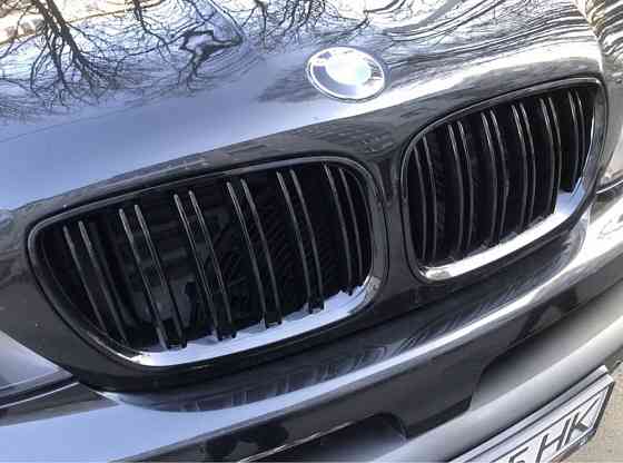 Ноздри решетка радиатора BMW F10 F30 E60 E39 E70 F15 F25 E90 Е46 Запорожье