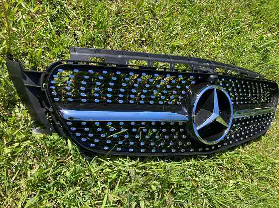 Решетка радиатора mercedes E W213 16-20год.диамант (черная)ПОД КАМЕРУ Запорожье