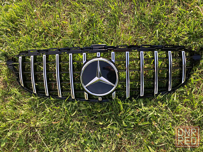 Решетка mercedes C W205 2019-2021г.GT стиль (chrome Black) без камеры Запорожье - изображение 1