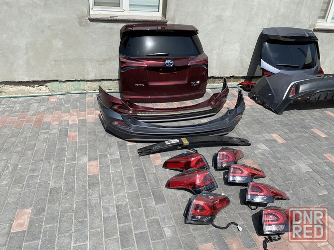 Toyota RAV4 2013 - 2022 Крышка багажника в сборе. РАЗБОРКА/ЗАПЧАСТИ Запорожье - изображение 1