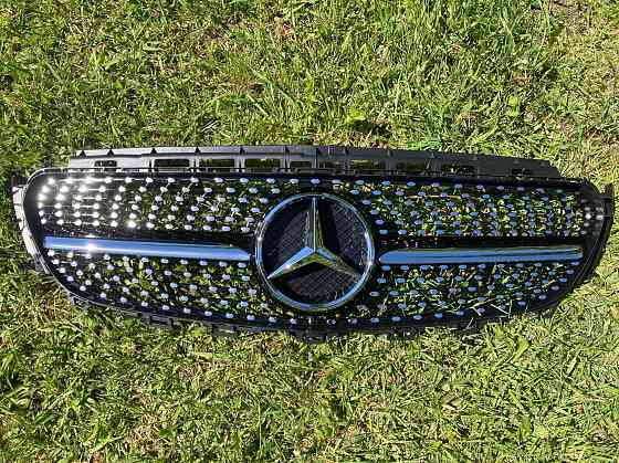 Решетка радиатора mercedes E W213 16-20год.Диамант(черная)БЕЗ КАМЕРЫ Запорожье