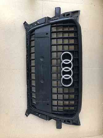 ОРИГИНАЛЬНАЯ Решетка Audi Q5 8r S-line решетка 2011 - гриль 8R0853651 Запорожье
