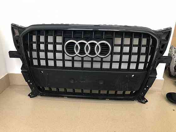 ОРИГИНАЛЬНАЯ Решетка Audi Q5 8r S-line решетка 2011 - гриль 8R0853651 Запорожье