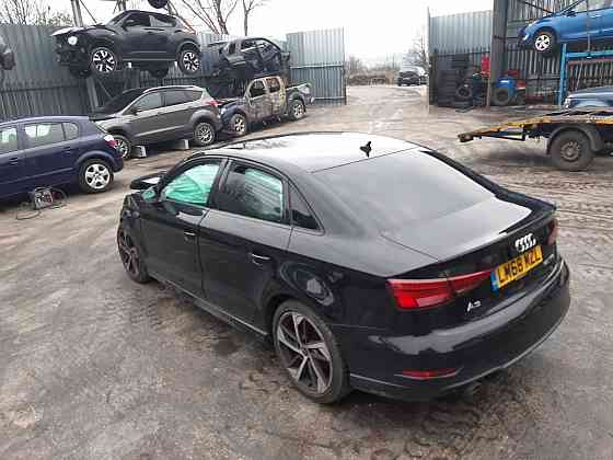 Усилитель заднего бампера разборка Ауди а3 audi a3 седан sedan 2018 V8 Запорожье