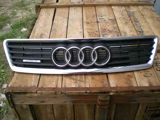 Решітка радіатора Audi A6 C6 C5 Allroad Golf 4 Superb Phaeton Touareg Запорожье