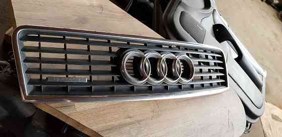 Решітка радіатора Audi A6 C6 C5 Allroad Golf 4 Superb Phaeton Touareg Запорожье