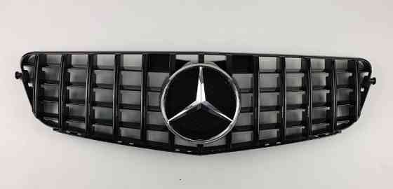 Решетка радиатора Mercedes C w203 w204 w205 (99-20) AMG C63 Diamond Gt Запорожье