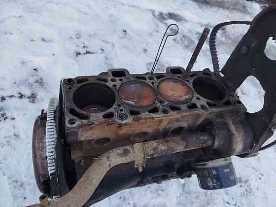 Пень Блок двигателя ВАЗ 1,5 083 2109 2108 2110 Запорожье