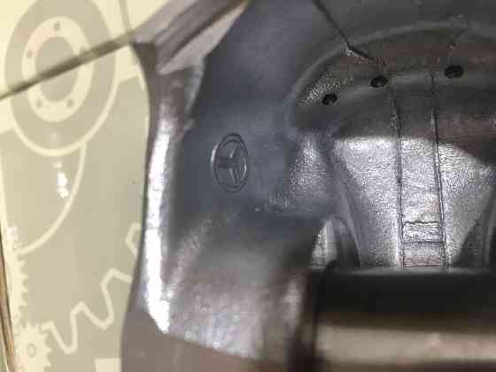 Mercedes двигатель M278 поршни Запорожье
