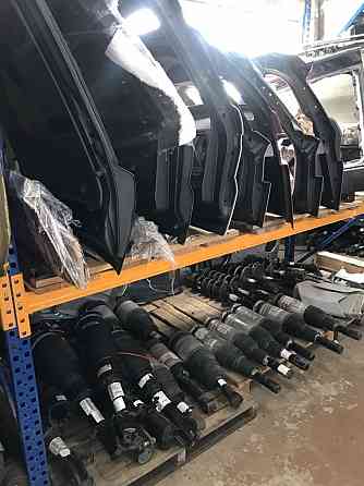 Клапанная крышка Land Rover Range Rover 3.0D LR029145 LR029146 Запорожье
