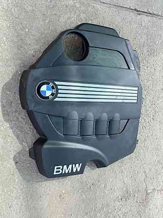BMW декаративная накладка крышка двигателя Запорожье