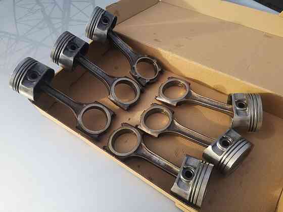 Поршни audi abc 2.6 100 80 c4 b4 b5 a6 a4 поршень блок шатуны 2,6 v6 Запорожье